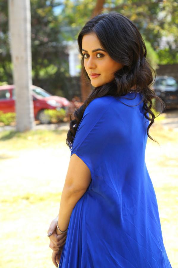 thanvi-negi-stills-8.jpg