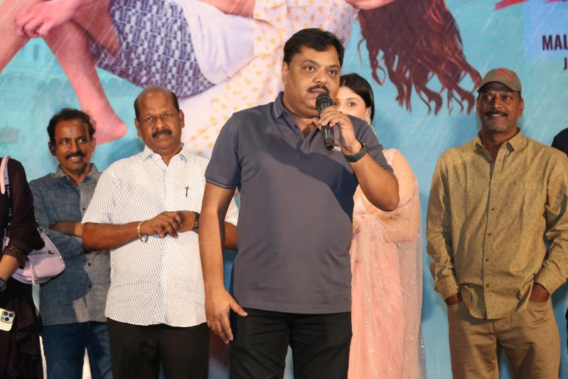 thiragabadara-saami-movie-teaser-launch-15.jpg