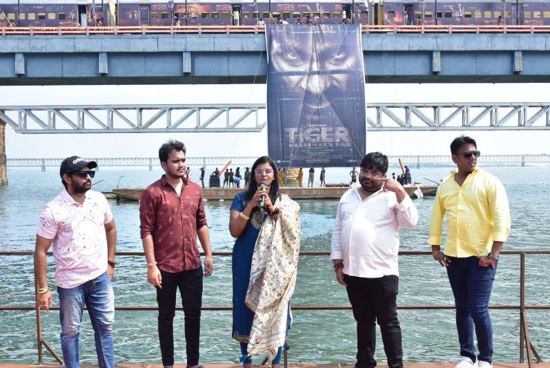 tiger-nageswara-raos-fierce-majestic-first-look-launch-6.jpg