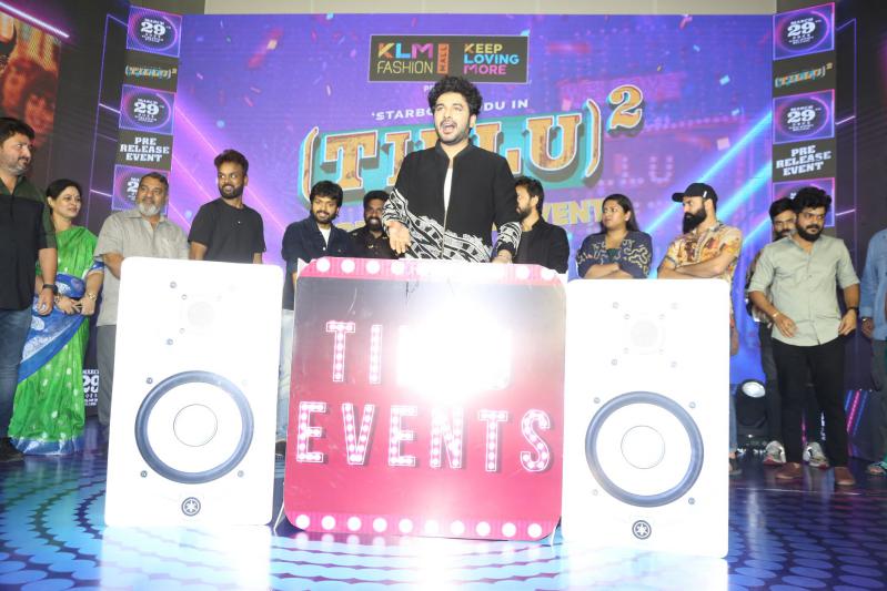 tillu-square-movie-pre-release-26.jpg