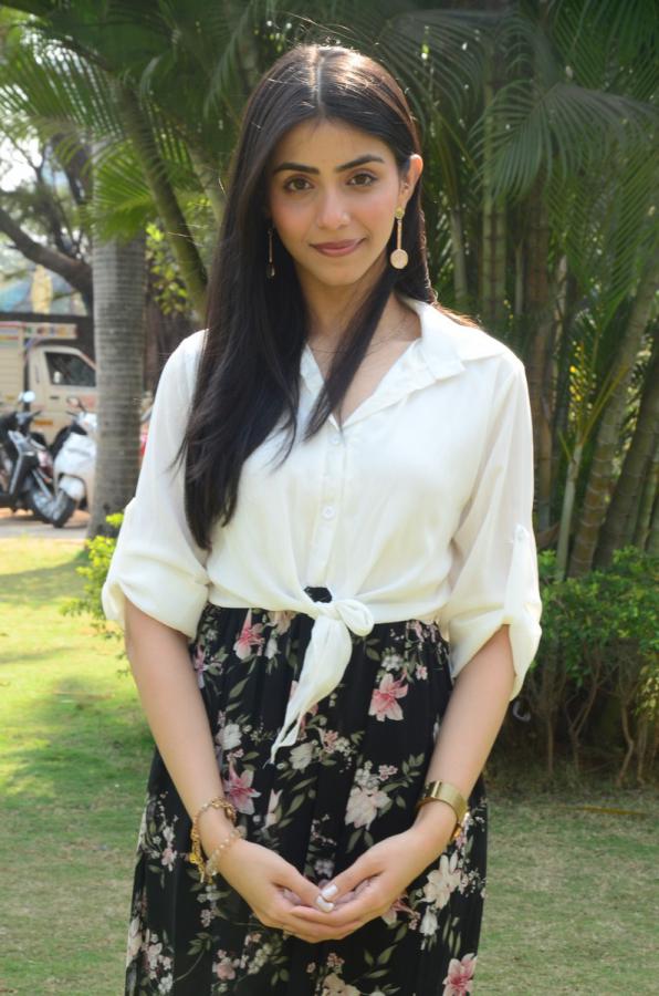 tina-shilparaj-stills-16.jpg