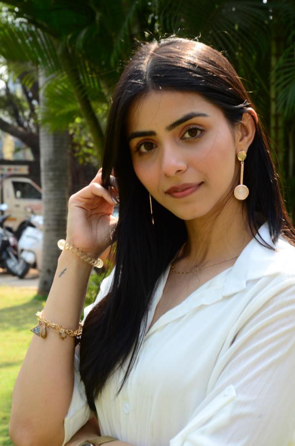 tina-shilparaj-stills-2.jpg