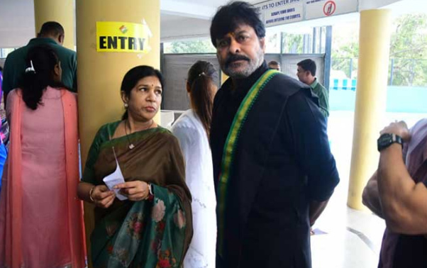 Tollywood Celebrities Cast Their Vote in TS Elections