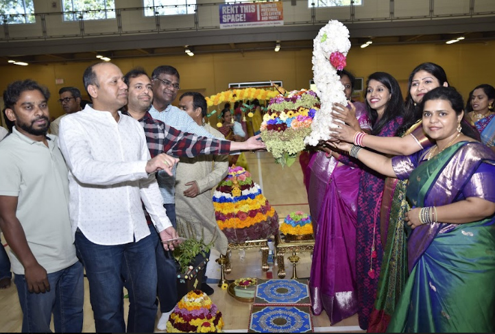 tri-estate-telugu-association-bathukamma-celebrations-2.jpg