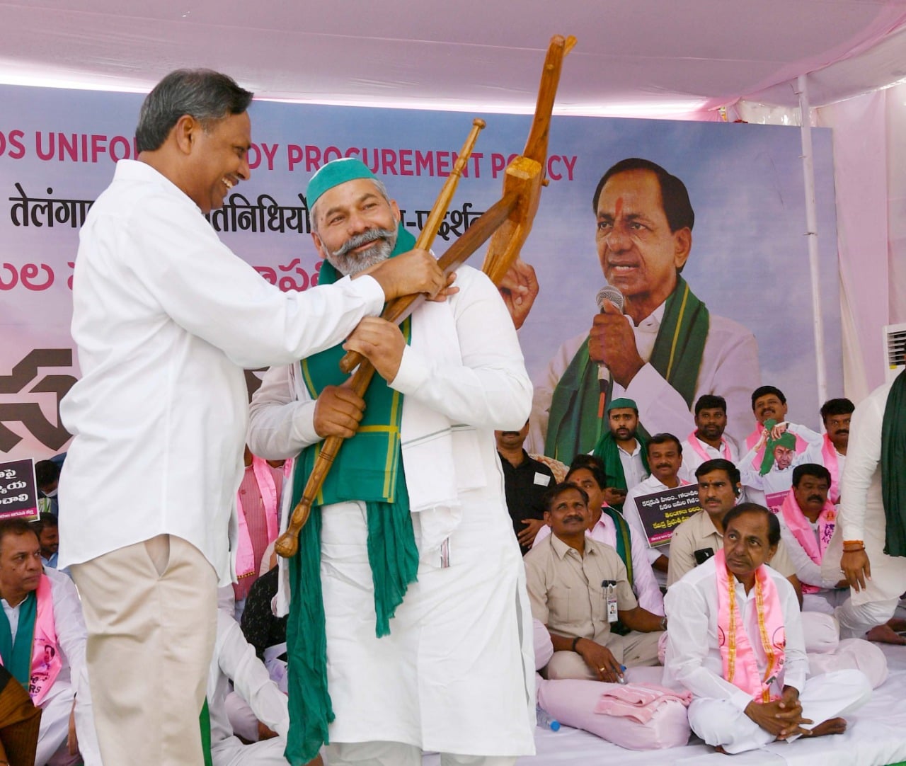 trs-maha-dharna-in-delhi-15.jpg