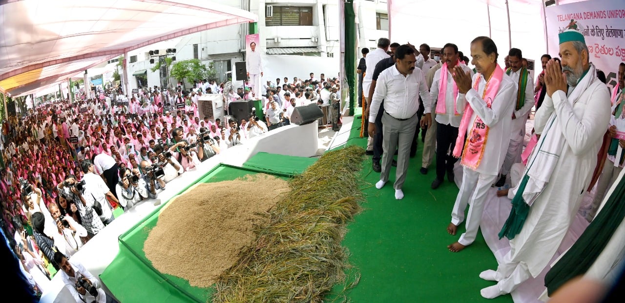 trs-maha-dharna-in-delhi-7.jpg