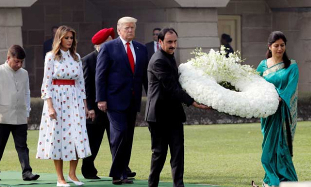 trumpmahatma4.jpg