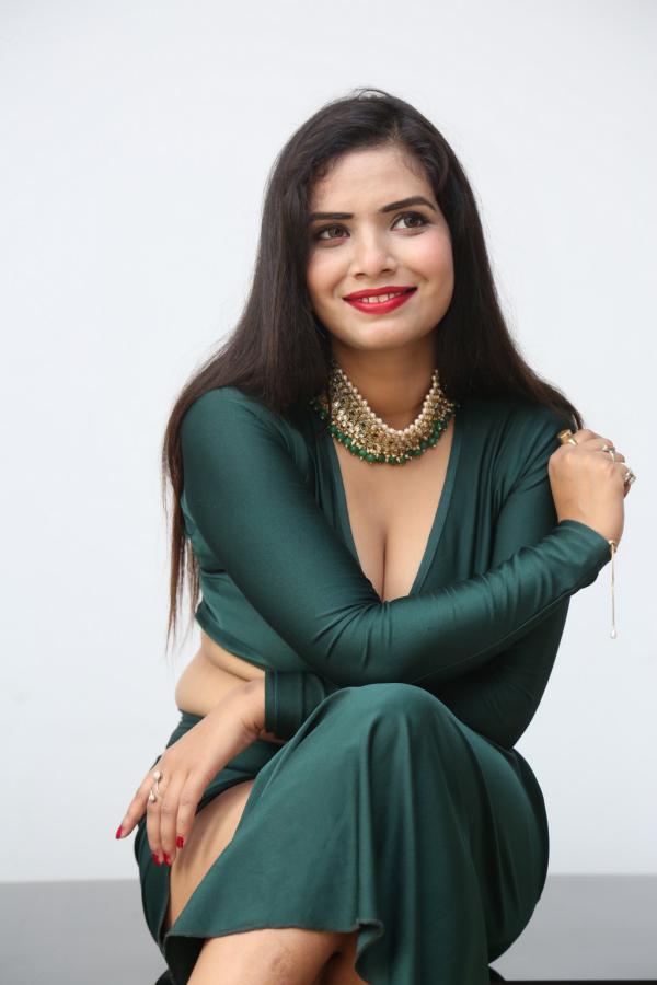 trupti-shukla-stills-19.jpg