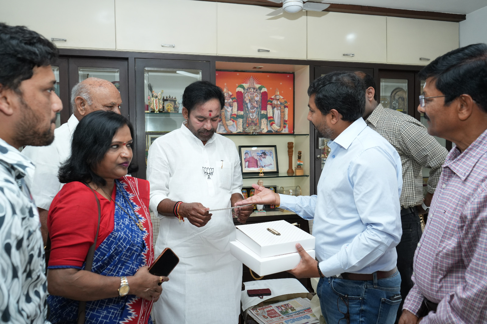 tta-leaders-invitation-to-celebrities-3.jpg