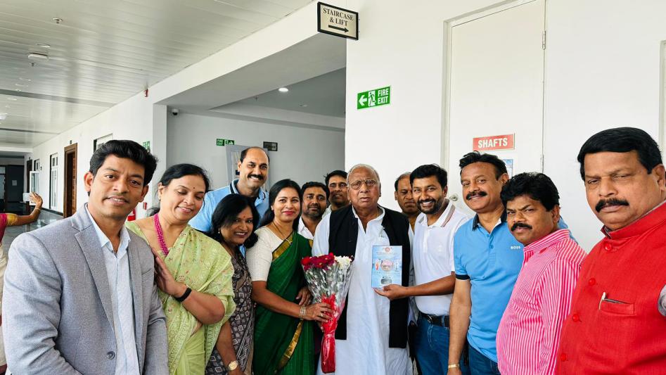 tta-members-met-vh-sridhar-babu-konda-surekha-19-dec-2023-4.jpg