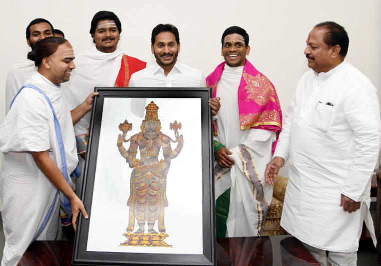 ttd-and-durga-temple-priests-blessed-cm-ys-jagan-9.jpg