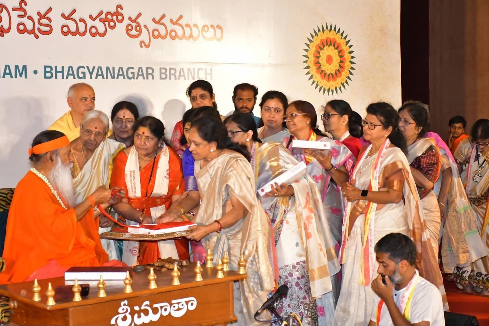 ugadi-celebrations-at-sri-datta-peetham-3.jpg