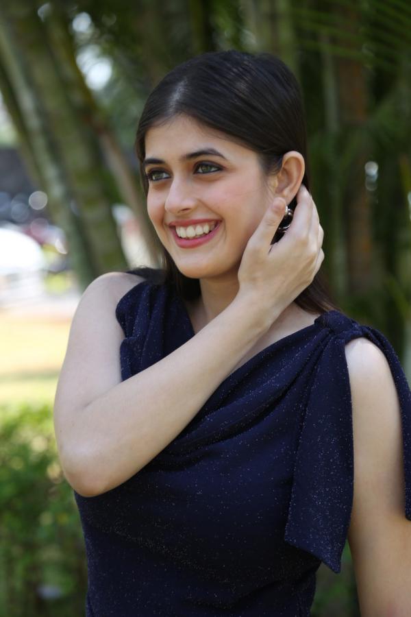 Urvi Singh Stills