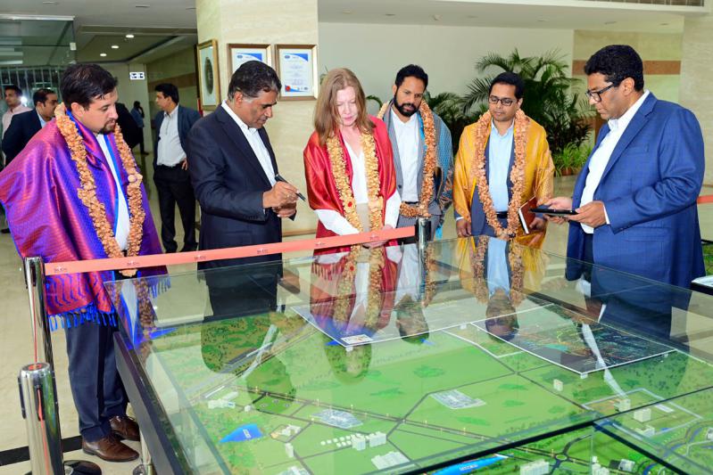 us-consul-general-visits-sri-city-3.jpg