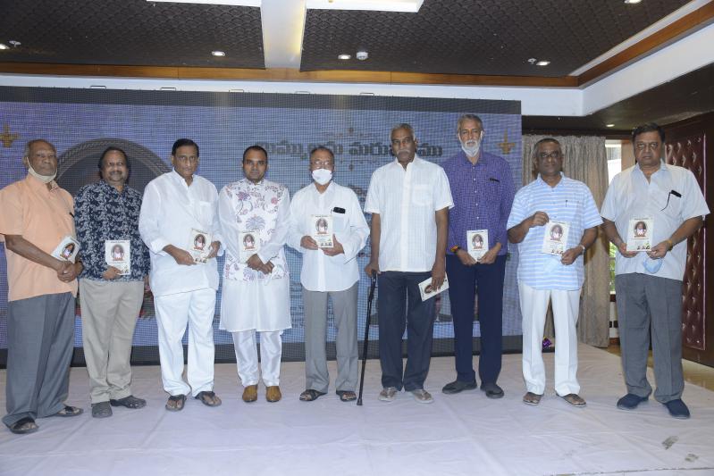 v-doraswamy-raju-book-launch-5.jpg