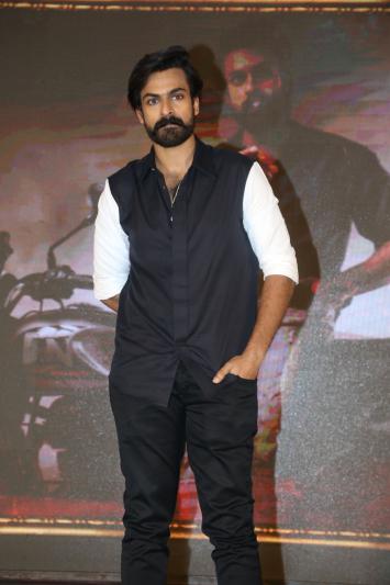 vaishnav-tej-stills-8.jpg
