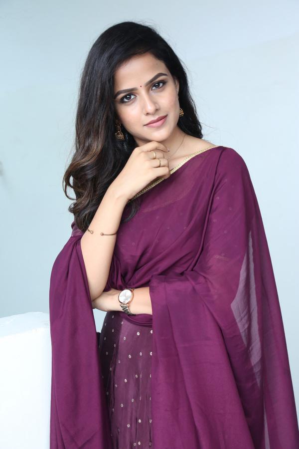 vaishnavi-chaitanya-stills-2-18.jpg