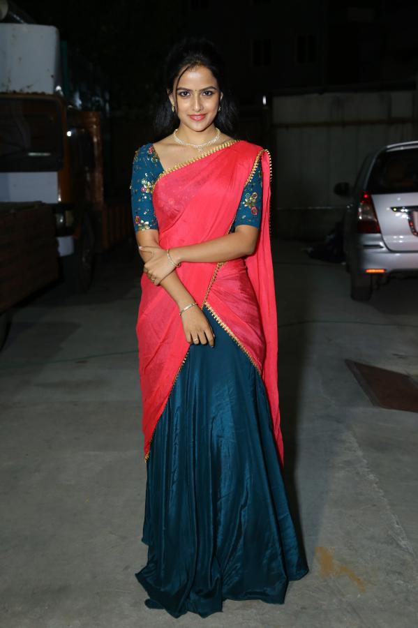 vaishnavi-chaitanya-stills-4-11.jpg