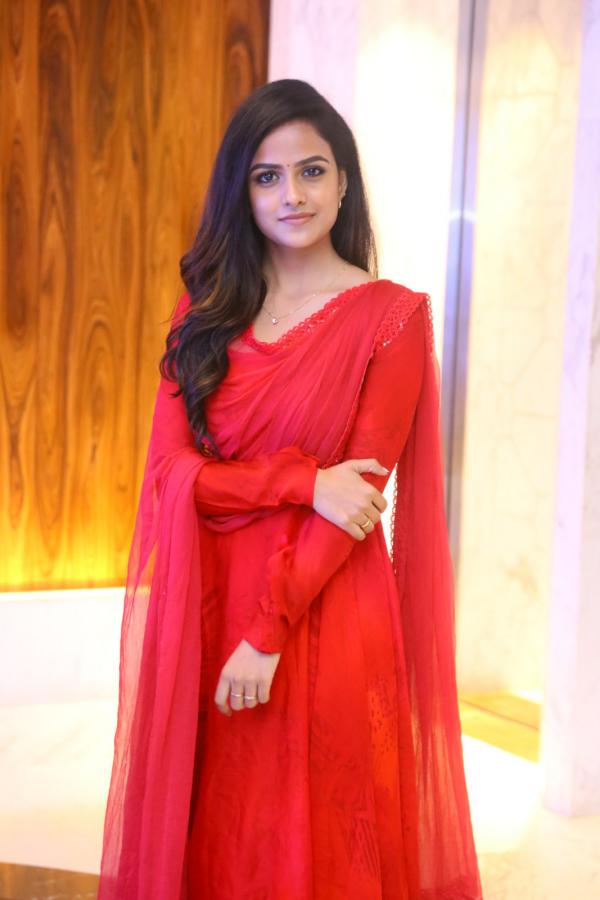 vaishnavi-chaitanya-stills-5-5.jpg