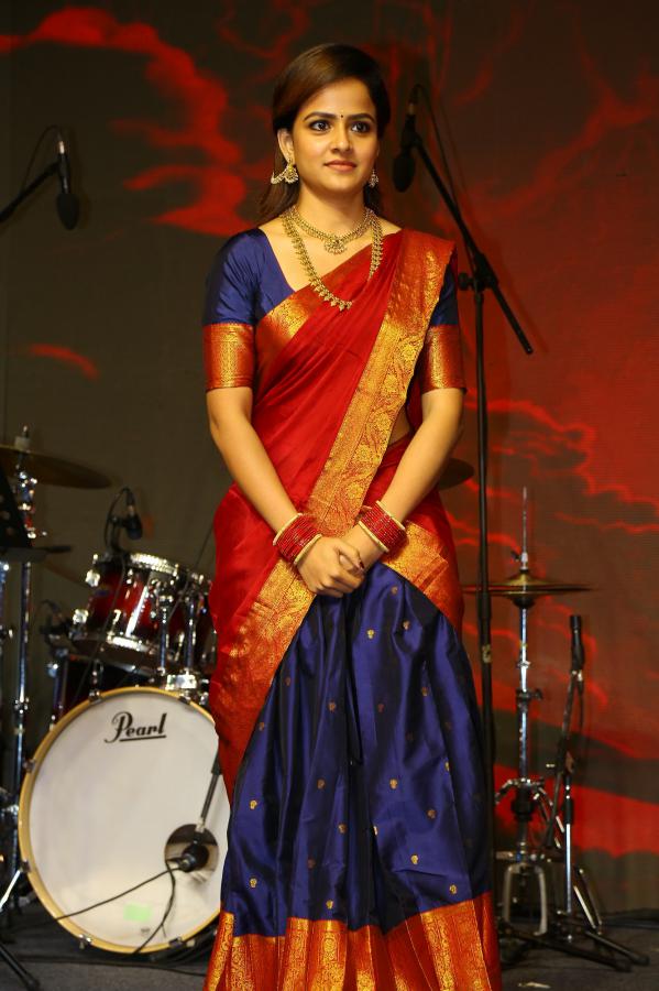 vaishnavi-chaitanya-stills-9-13.jpg