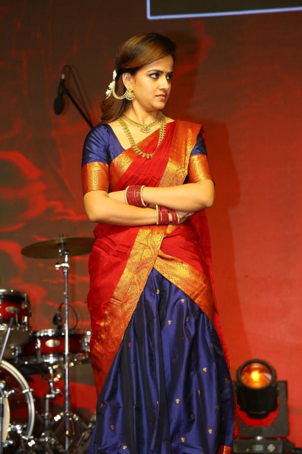 vaishnavi-chaitanya-stills-9-17.jpg