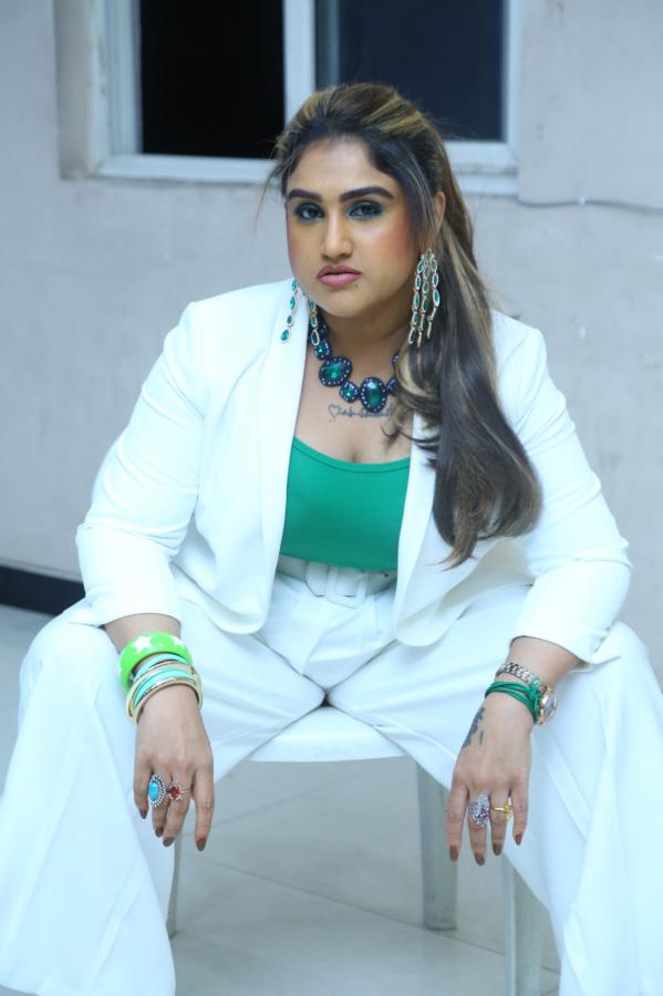 vanitha-vijayakumar-stills-14.jpg