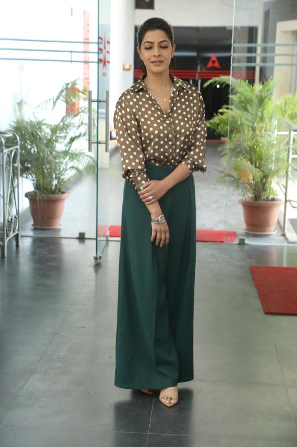 varalakshmi-sarat-kumar-interview-3.jpg