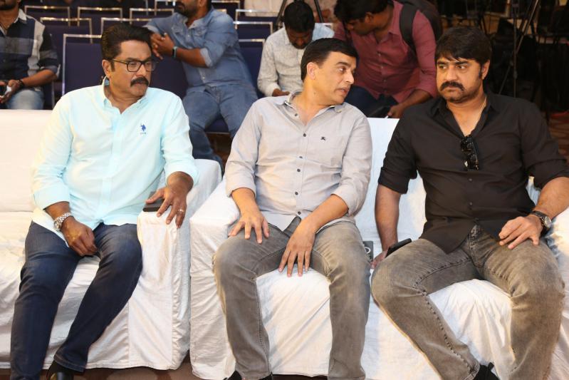 varasudu-movie-press-meet-2-4.jpg