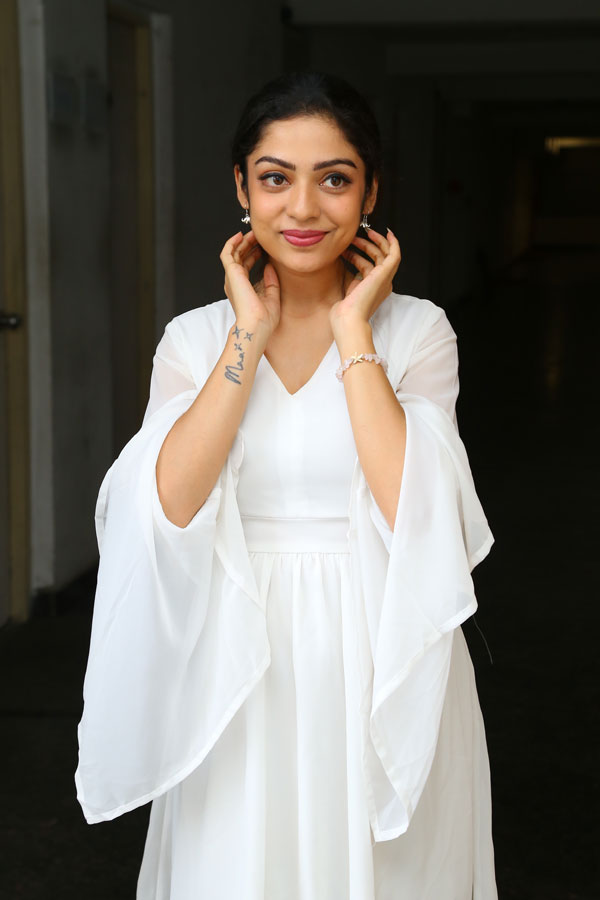 varsha-bollamma-stills-6-2.jpg