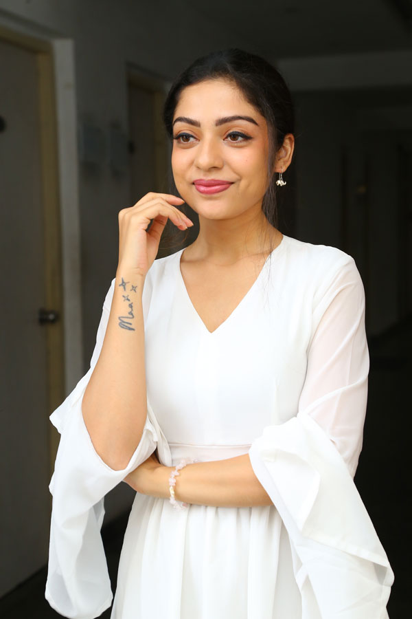 varsha-bollamma-stills-6-7.jpg