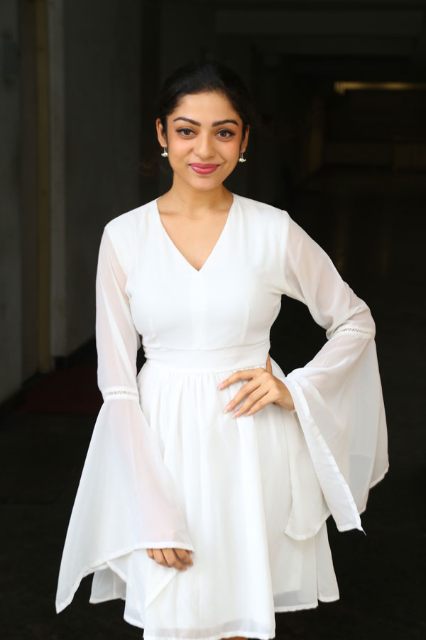 varsha-bollamma-stills-6-8.jpg