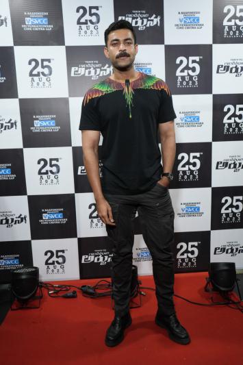 varun-tej-stills-3-4.jpg