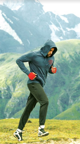 varun-tej-stills-3.jpg