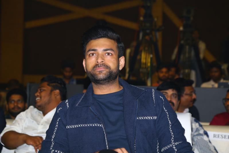 varun-tej-stills-4-11.jpg