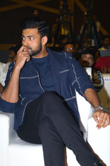 varun-tej-stills-4-14.jpg