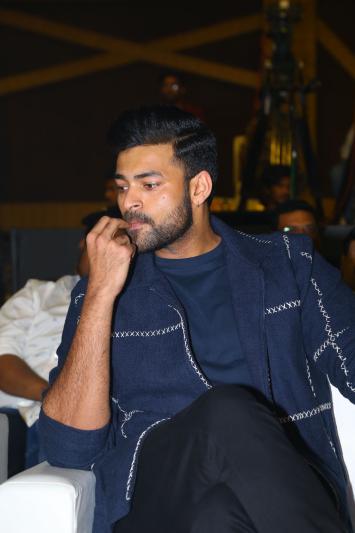 varun-tej-stills-4-15.jpg