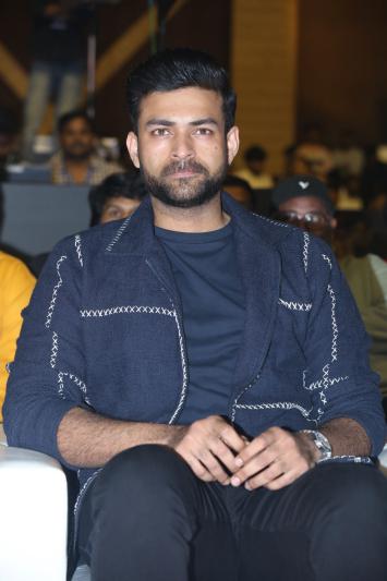 varun-tej-stills-4-2.jpg