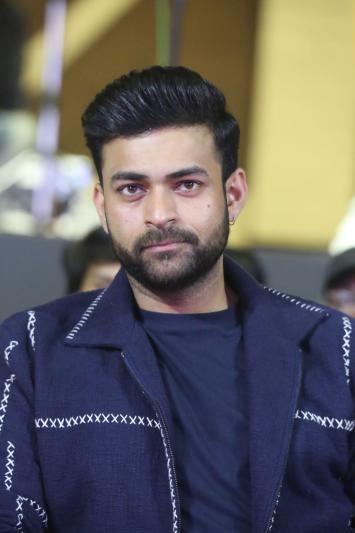 varun-tej-stills-4-5.jpg