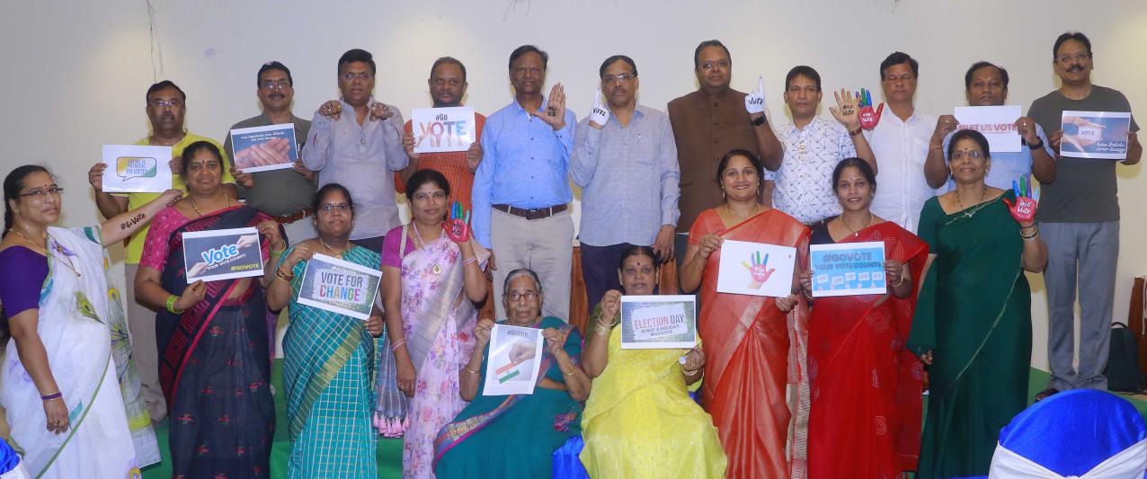 vasavi-club-of-buddhapurnima-organised-govote-13.jpg