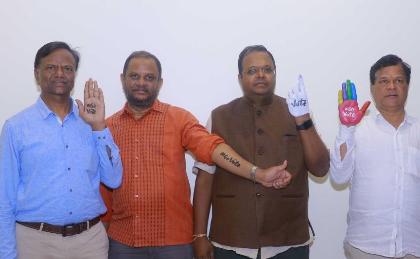 vasavi-club-of-buddhapurnima-organised-govote-17.jpg