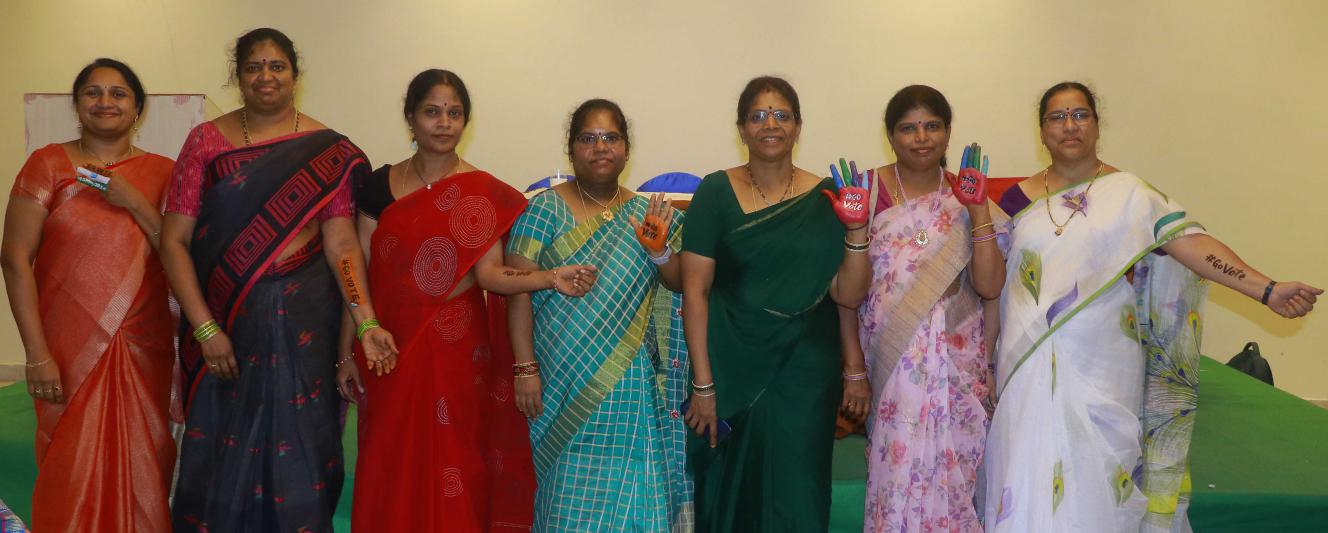 vasavi-club-of-buddhapurnima-organised-govote-22.jpg