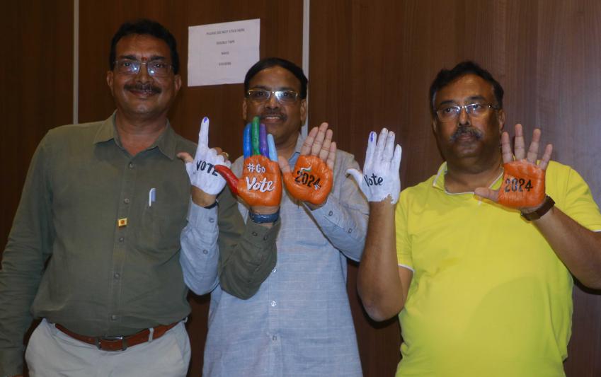 vasavi-club-of-buddhapurnima-organised-govote-24.jpg
