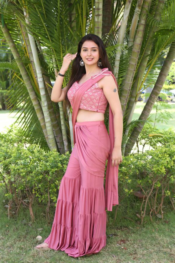 vedvika-stills-13.jpg