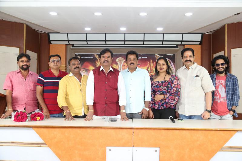 veera-kadgam-movie-pressmeet-8.jpg