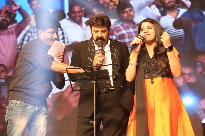 veera-simha-reddy-mass-block-buster-celebrations-1-22.jpg