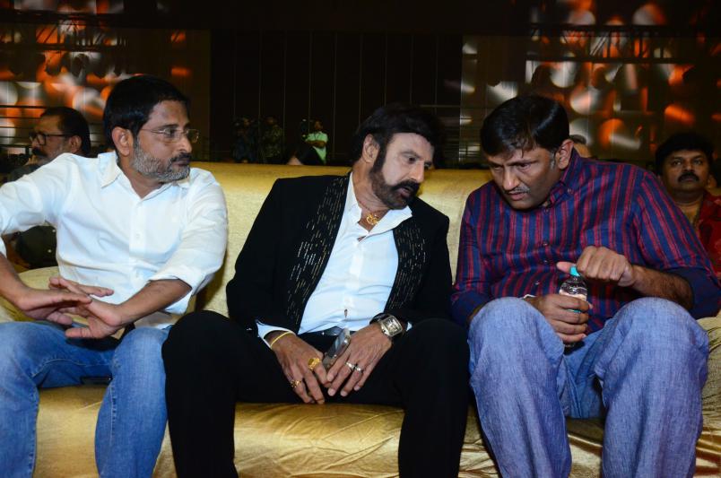veera-simha-reddy-mass-block-buster-celebrations-1-4.jpg