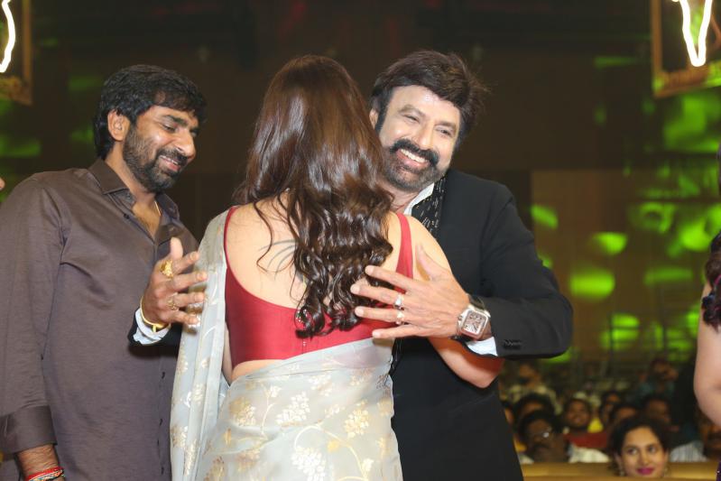 veera-simha-reddy-mass-block-buster-celebrations-1-9.jpg
