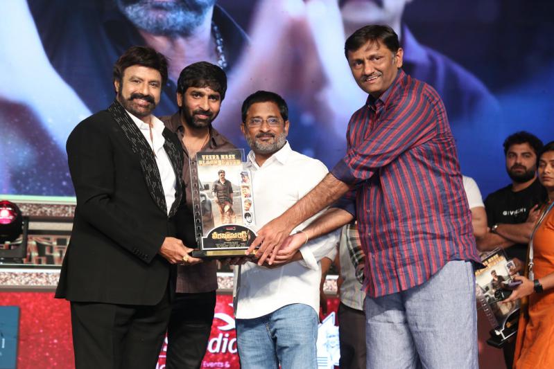 veera-simha-reddy-mass-block-buster-celebrations-2-9.jpg