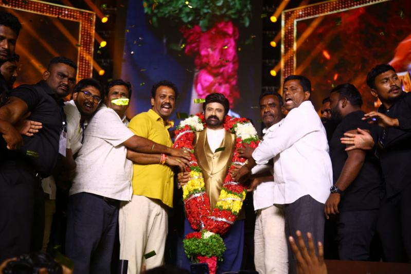 veera-simha-reddy-pre-release-event-set-1-10.jpg