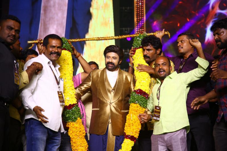 veera-simha-reddy-pre-release-event-set-1-14.jpg